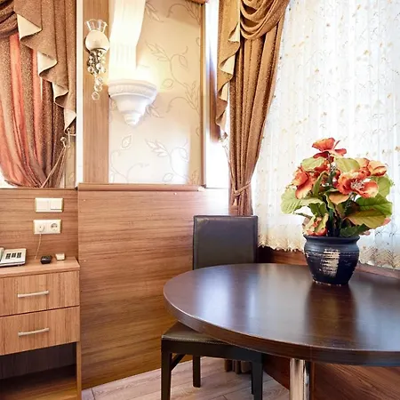 Grand Gross Istanbul