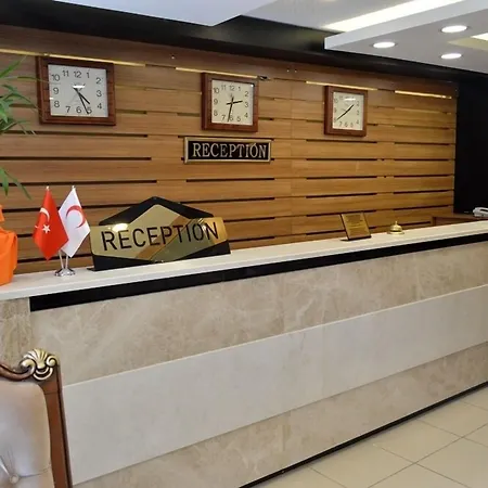 Hotel Grand Gross 3*