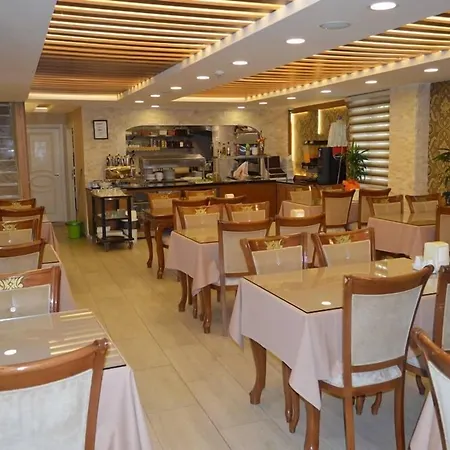 فندق Grand Gross