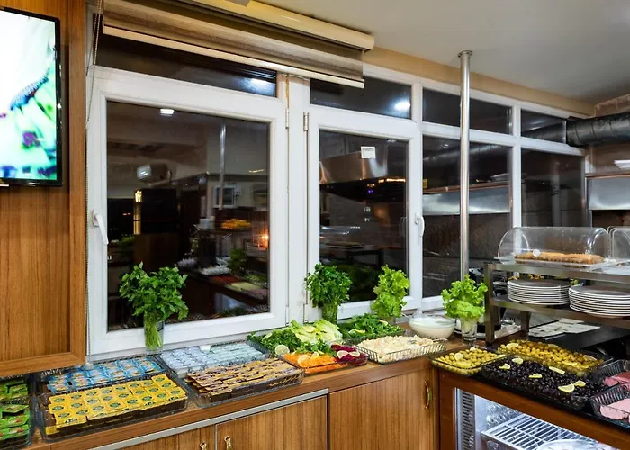 فندق Grand Gross 3*