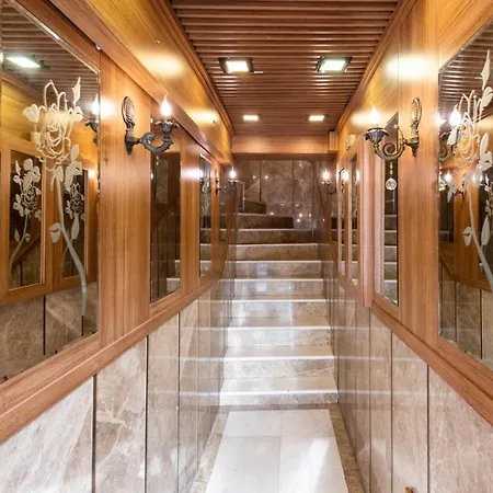 Hotel Grand Gross Provincia di Istanbul
