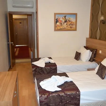 Grand Gross Hotel 3*